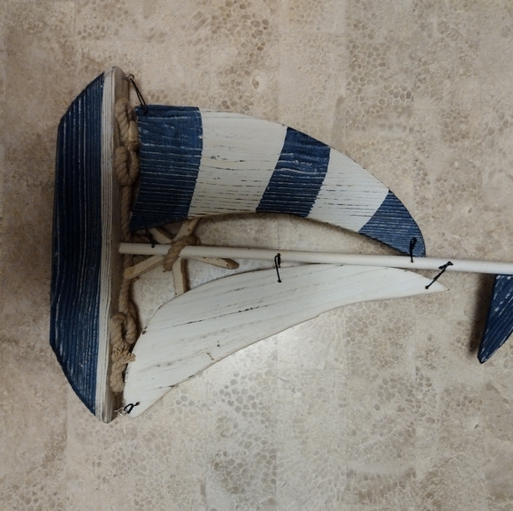 ⛵Vintage Wooden Rustic Lighthouse and Sailboat Beach Decor, Nautical⛵🌺 - Picture 7 of 8